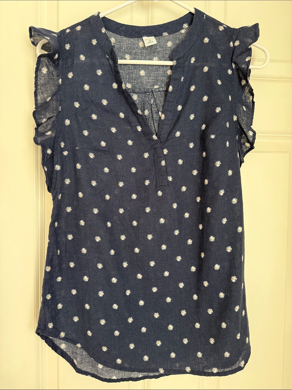 Old Navy Navy Daisy Ruffle Sleeve Camisole
